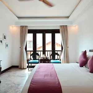 https://hoi-an-central-hotel.hotelsofhoian.com