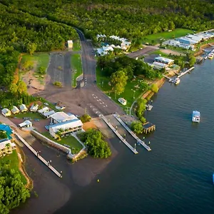 https://hinchinbrook-marine-cove-motel.queenslandhotels.net